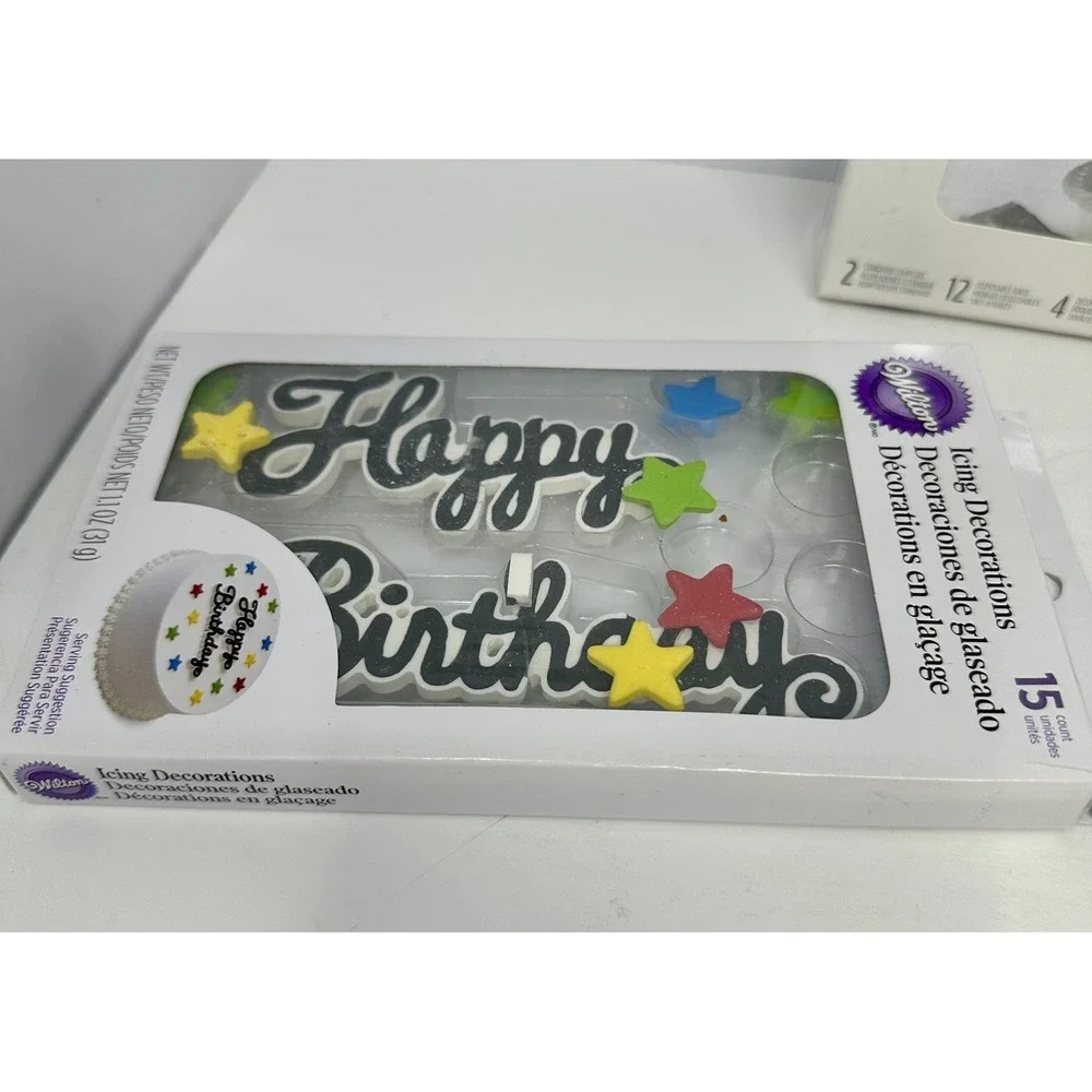 Wilton Cake Decorating Set, Icing Decoration, Three Packs of Candles A0